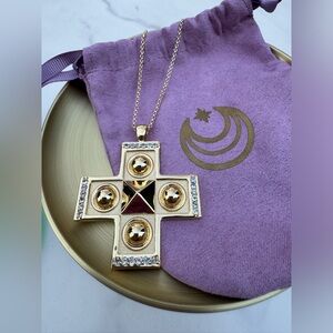 JANE WIN Protect Gardenz Bien Four Corners Cross Pendant Necklace Rollo Chain